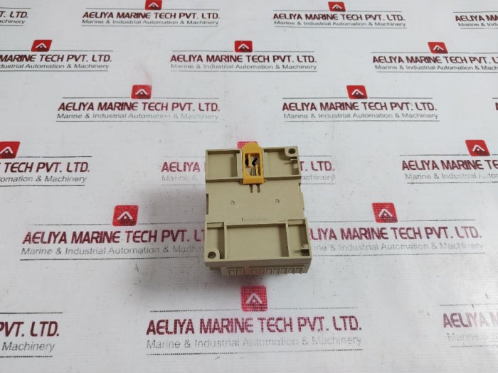 Omron Zen-10C1Dr-d-v2 Programmable Logic Controller Relay Dc12-24V 4W