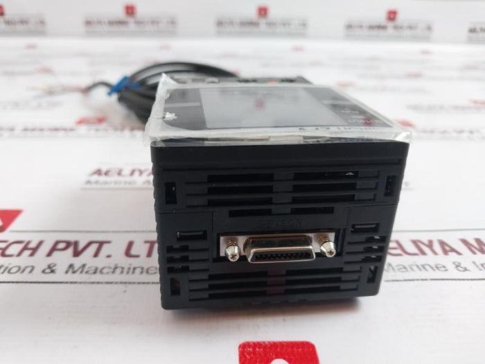 Omron Zfv-a10 Smart Sensor Amp Unit 24vdc 0.6a