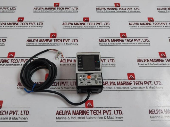 Omron Zfv-ca40 Smart Sensor Amp Unit 24vdc 0.8a