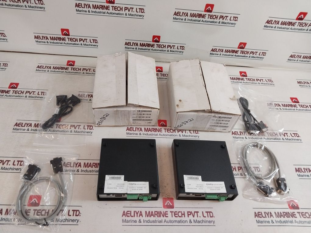 Onity H2Xcmdiw Ht Win Communication Distributor Box Version 01.01 50/60Hz