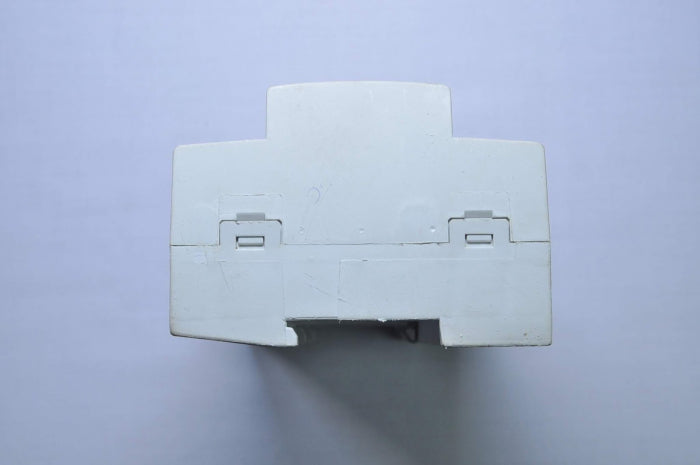 Abb i-bus® knx sa/s 8.10.1 switch actuator, 8-fold, 10 ax, mdrc