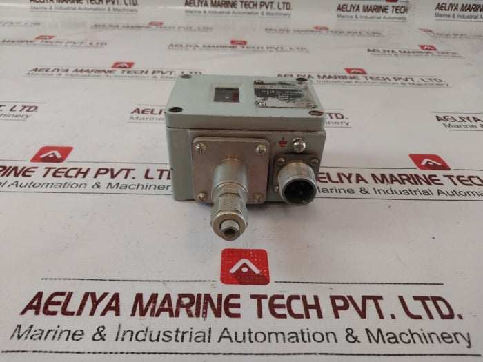 ??-2-om5-03 7…19 Kgf/Cm² Pressure Switch