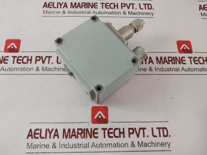 ??-2-om5-03 7…19 Kgf/Cm² Pressure Switch