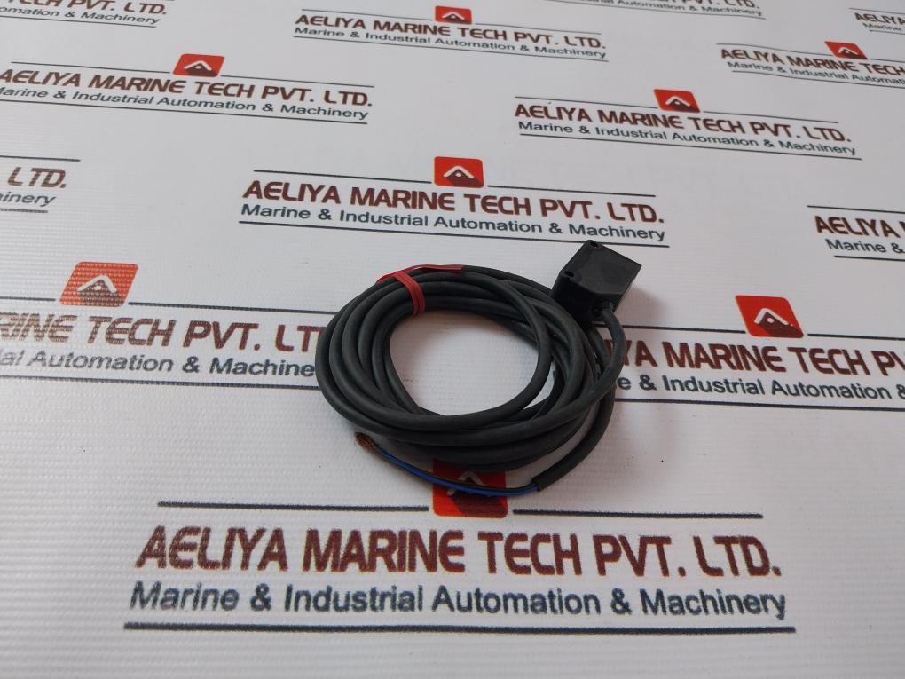 Panasonic Cx-481-p Photoelectric Sensor Switch