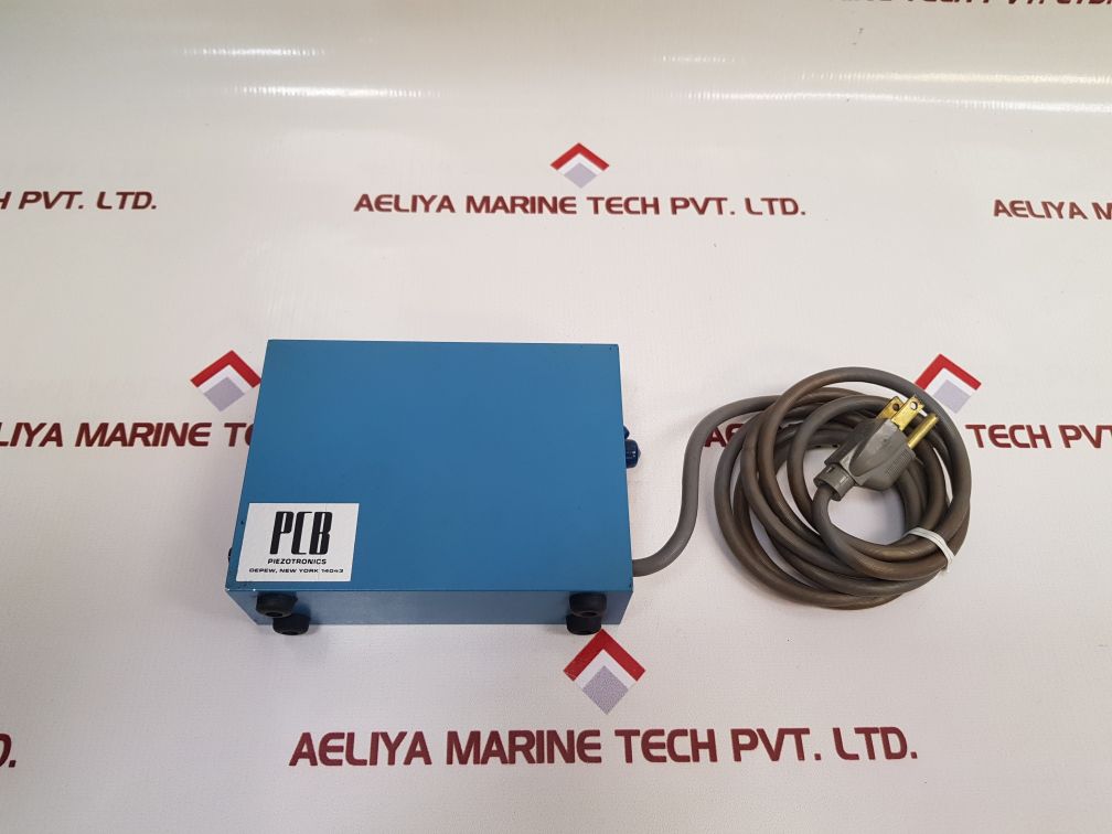 Pcb Piezotronics 482A Power Supply F482A Set