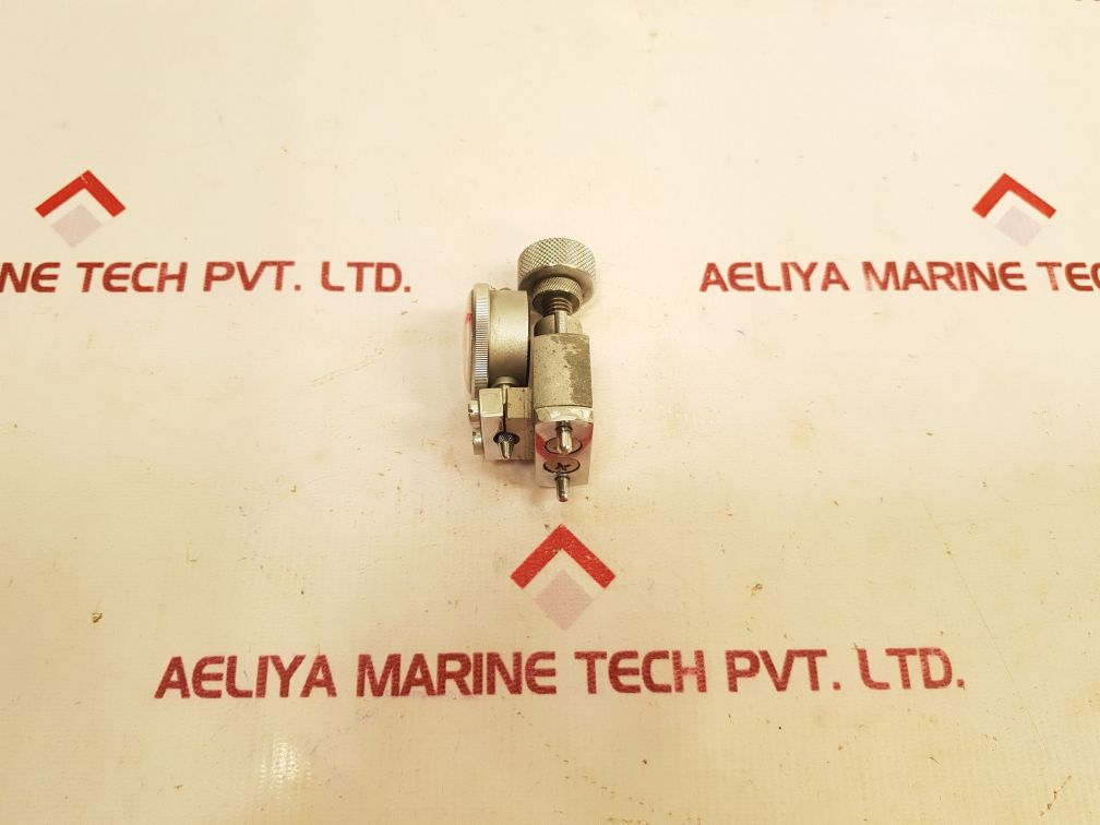 Peacock Dial Indicator 0.01 X 4 Mm