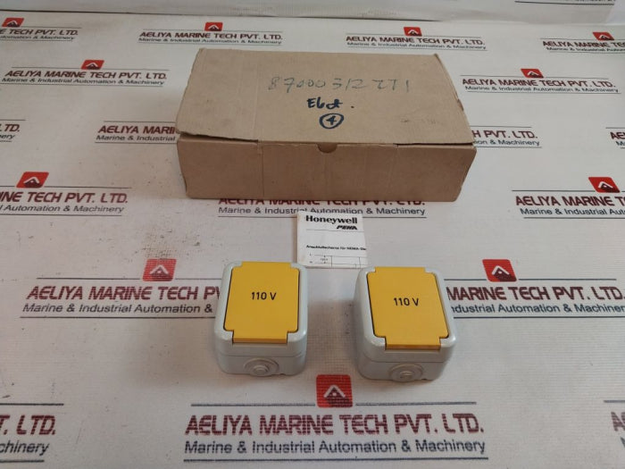 Peha 6600-102 US Socket 1-Gang With Snap Cover 15A 125V IP44