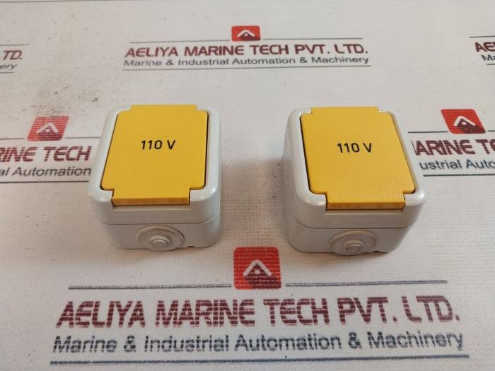 Peha 6600-102 US Socket 1-Gang With Snap Cover 15A 125V IP44