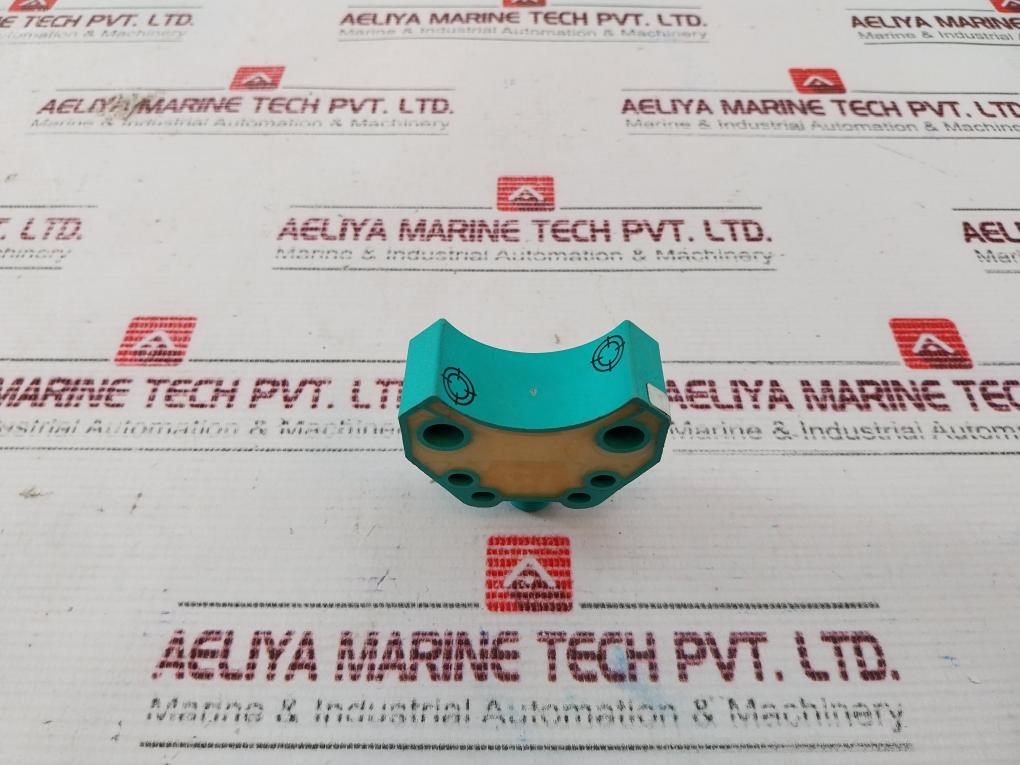 Pepperl+Fuchs Nbn3-f25-e8-v1 Inductive Sensor 37853S