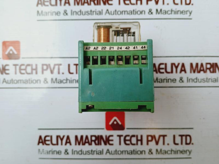 Phoenix Contact V23054 E1019-f110 Relay Module 300V 10A Bcx2