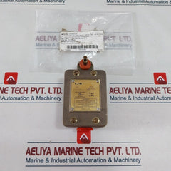 Eaton 10316H2168 Rotary Head Limit Switch 3/4 IN Hole Brass