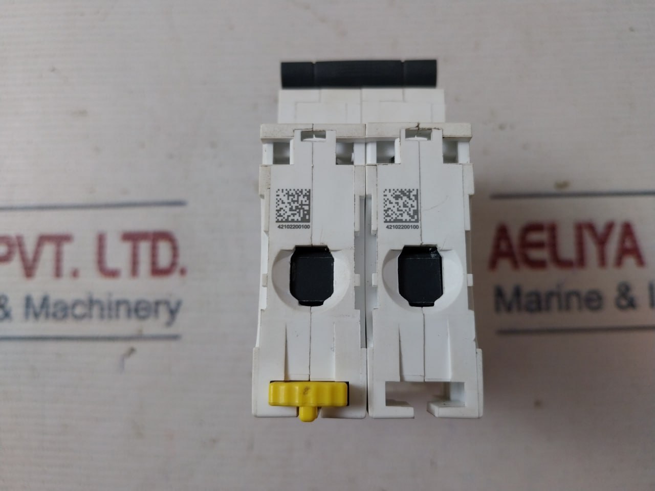 Schneider Electric IC60N C10A Miniature Circuit Breaker 400V AC 10A