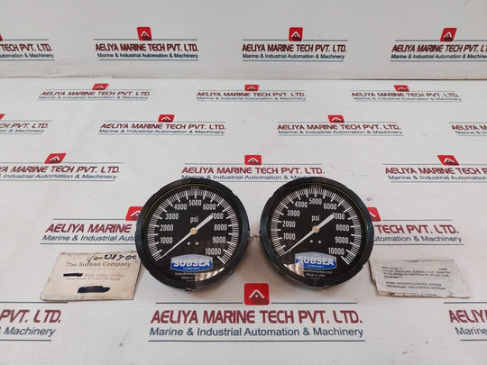 The Subsea 05-4834-t Pressure Gauge Panel Mount 0-10000 Psi
