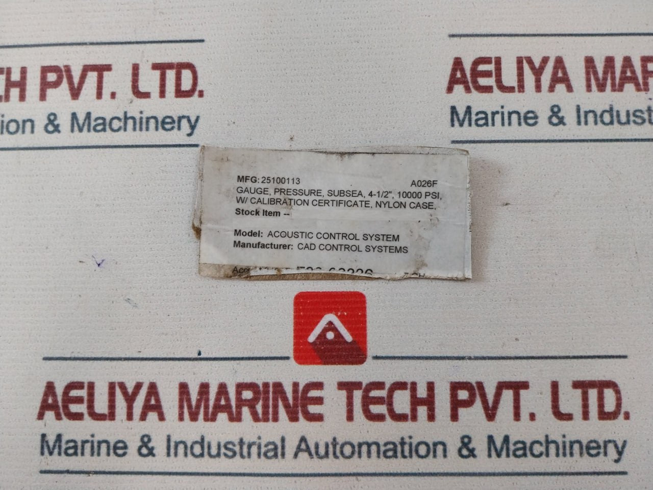 The Subsea 05-4834-t Pressure Gauge Panel Mount 0-10000 Psi