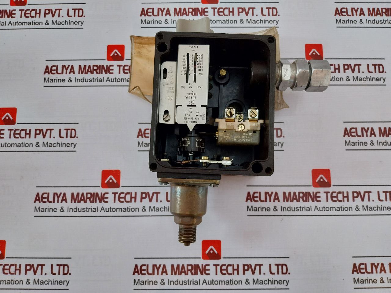 Danfoss Rt 5 Pressure Control Switch Ip66 17-5255 3/8” Npt