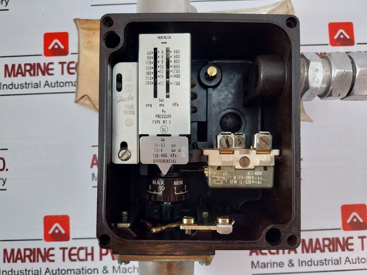 Danfoss Rt 5 Pressure Control Switch Ip66 17-5255 3/8” Npt