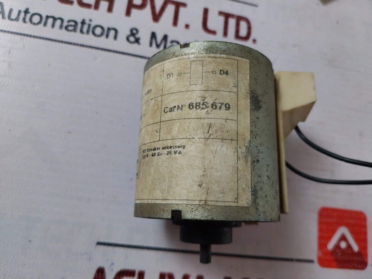 Schneider Electric 685 679 Undervoltage Release 100/110Vdc