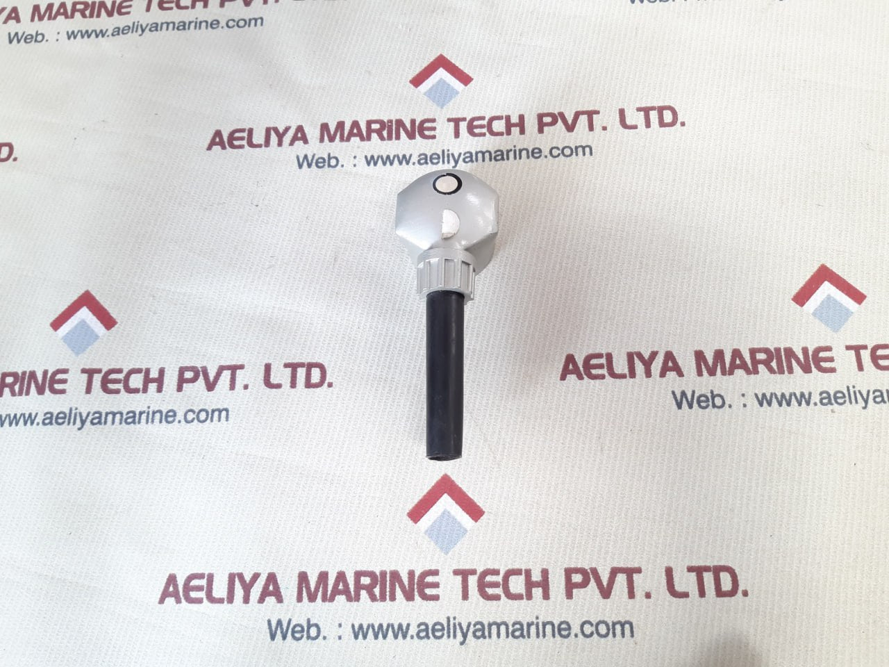 Lot of 14X 10 Amps Metal Clad Plug 250 Volts - Aeliya Marine Tech