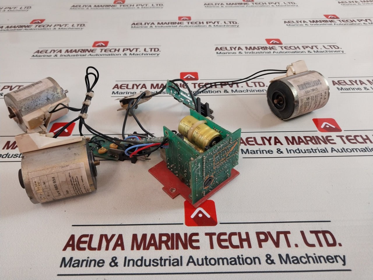 Merlin Gerin 685 654 Mx-a Shunt Trip Xf-e Closing Release Circuit Breaker E10395