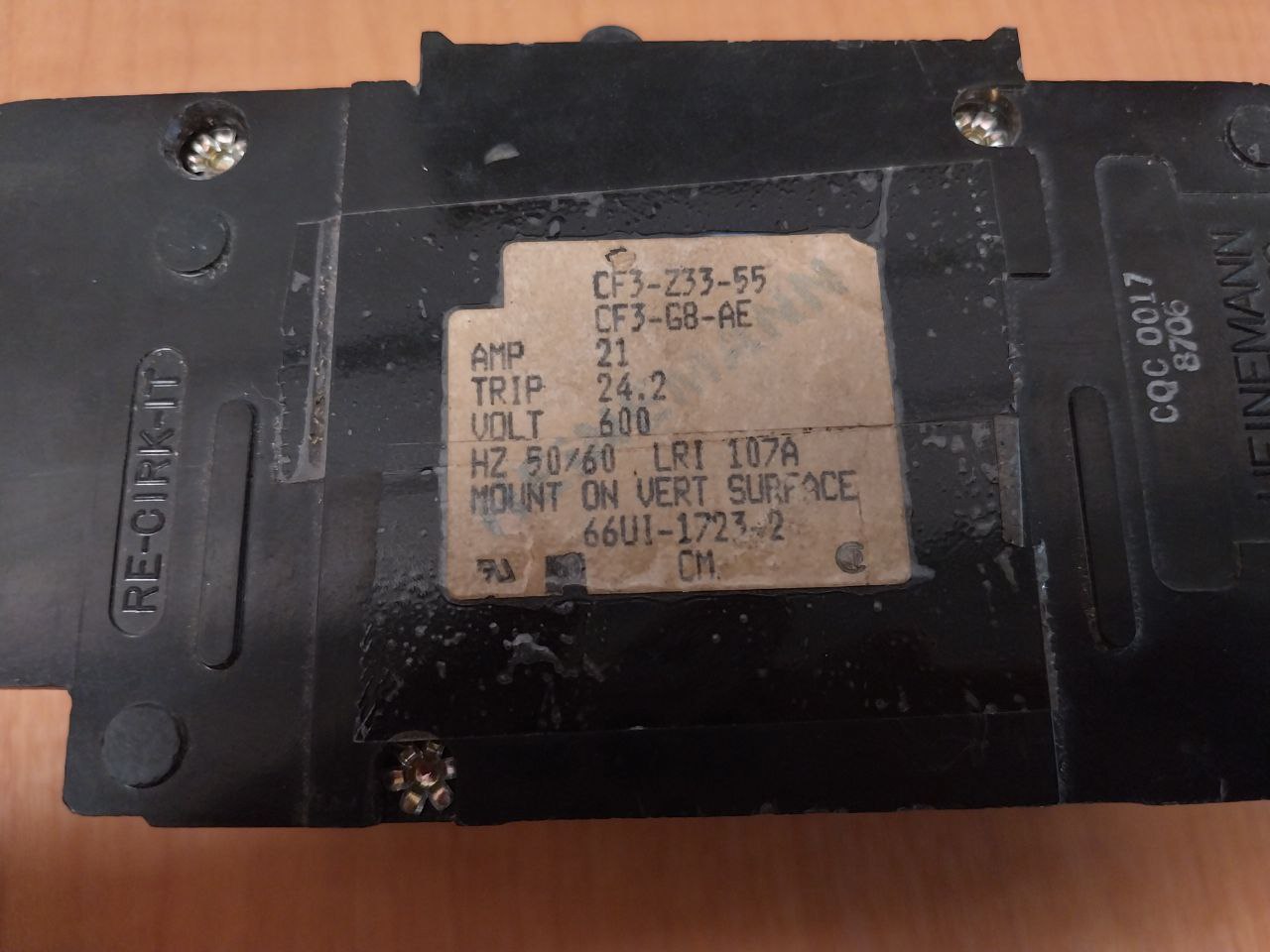 Heinemann Cf3-g8-ae /Cf3-z33-55 Circuit Breaker 600V 21Amp 3-pole (Not Working) - Aeliya Marine Tech