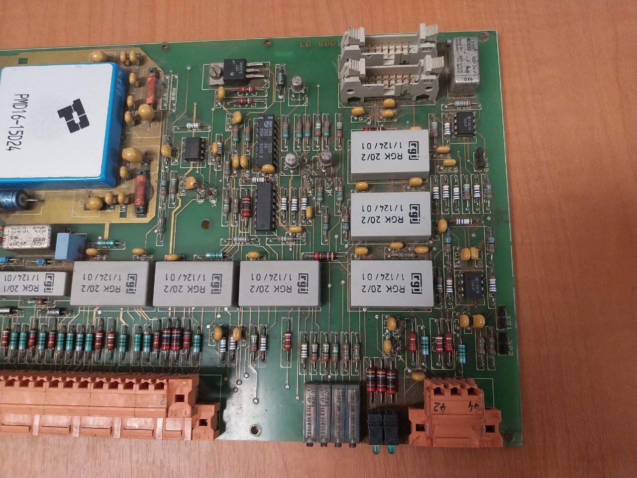 Ser 730 7700-312100B 03 Printed Circuit Board