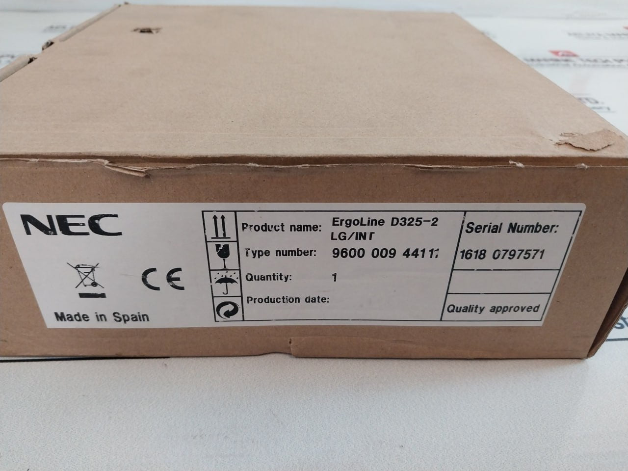 NEC Ergoline D325-2/LG/INT Desk Digital Telephone 9600 009 441 11