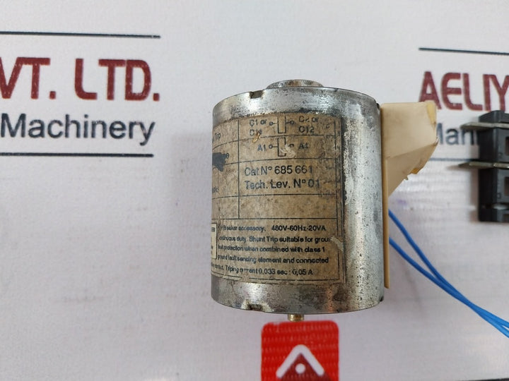 Merlin Gerin 685 661 M.P Breaker Accessory 480V-60Hz-20Va