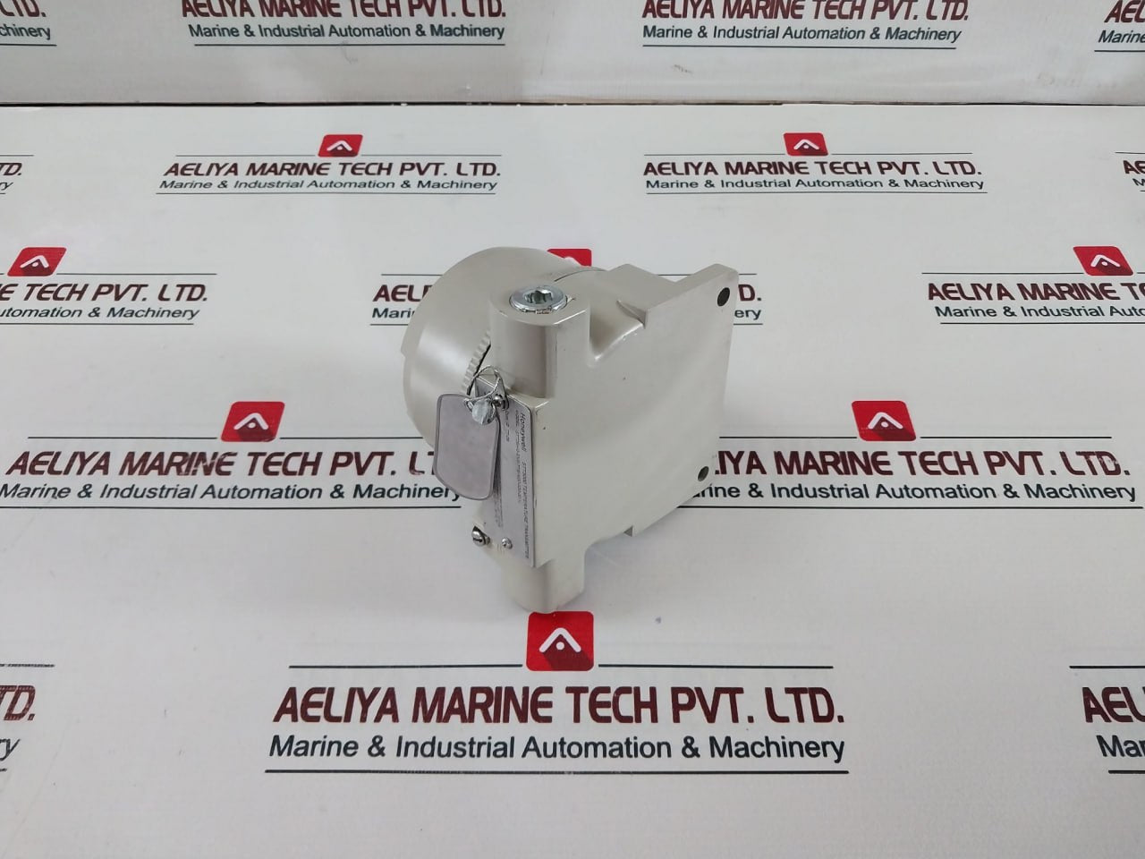 Honeywell Stt25H-0-ene-tte-m00-0D0-00-1J Temperature Transmitter Set Stt3000