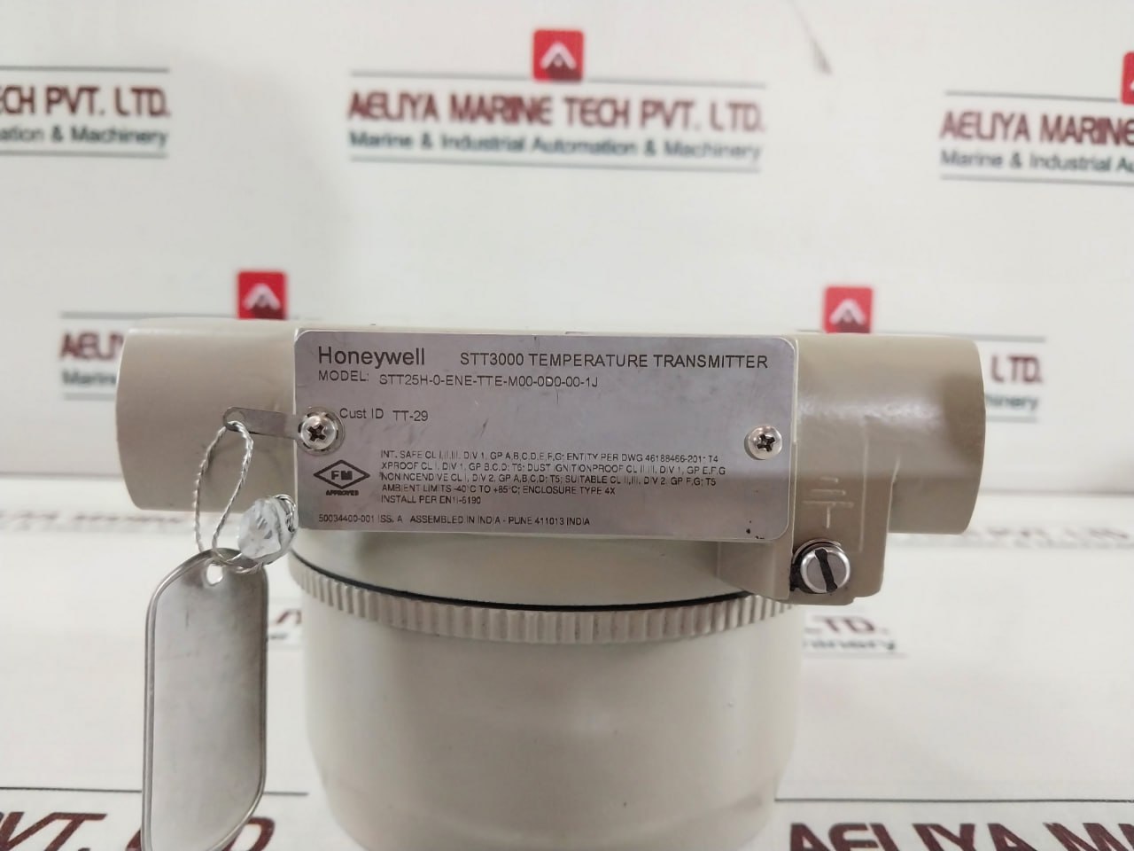 Honeywell Stt25H-0-ene-tte-m00-0D0-00-1J Temperature Transmitter Set Stt3000