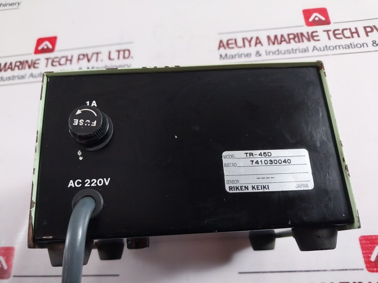 Riken Keiki Tr-45d Step-down Transformer Ac220v