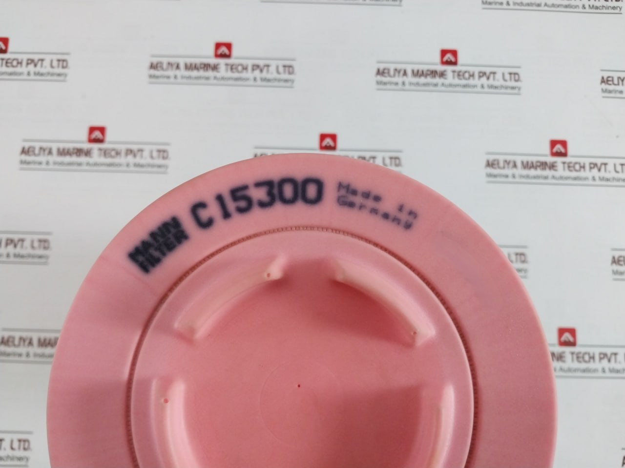Mann Filter C15300 Air Filter Cartridge