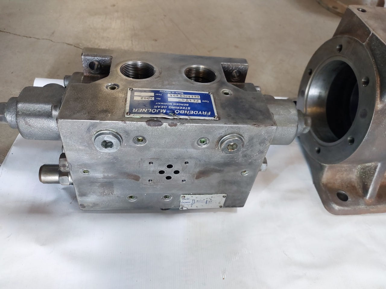 Frydenbo-mjolner Pe 1 1/4" Steering Gear Triple Screw Cartridge Pump Hvc01200
