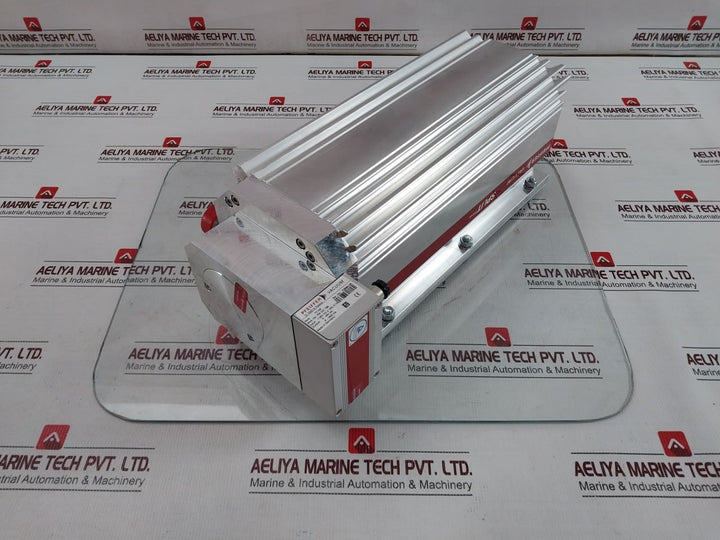 Pfeiffer Vacuum Splitflow 310 Turbo Vacuum Pump 60,000 1/Min 1000 Hz