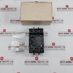 Schneider Electric Lv429266 3-pole Plug-in Base