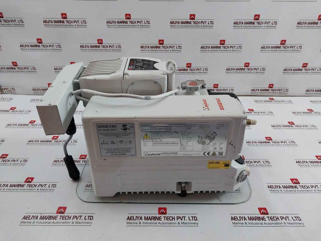 Leybold Sv 40 Bifc Sogevac Rotary Vane Vacuum Pump 1000 Mbar 180-264V V1.40