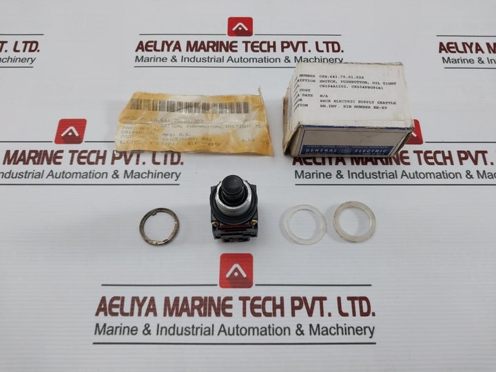 General Electric Cr 104 G Oil Tight Pushbutton Switch 750V