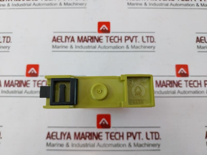 Pilz Pnoz X1 24vac/dc 3n/o 1n/c Safety Relay 774300