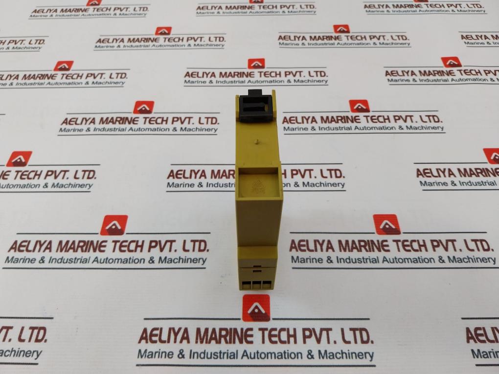 Pilz Pze X4 Safety Relay 774585 24Vdc 4N/O