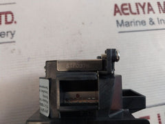 Poa-lmp148 Projector Lamp 610 352 7949