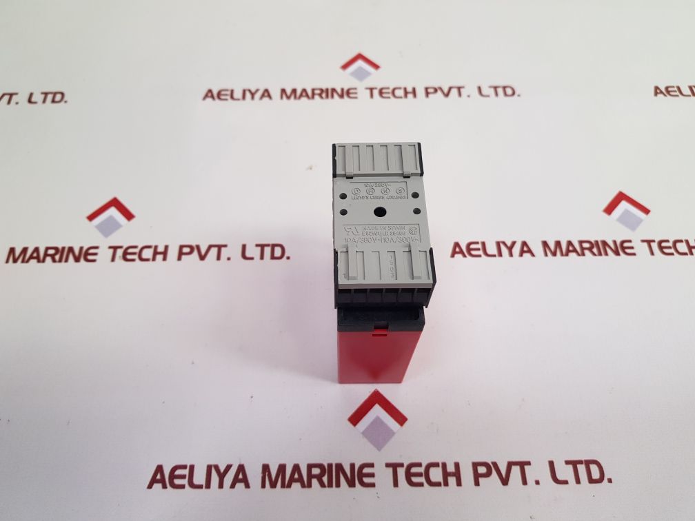 Pr Electronics 2202 R/I Transmitter 2202S103/2202R6P With Base