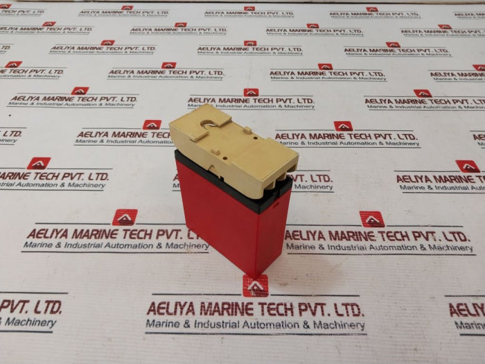 Pr Electronics 2204 Isolation Amplifier With Base 10A/380V