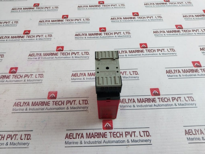 Pr Electronics 2211 Analog Calculator +24V Dc