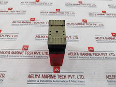 Pr Electronics 2238 B3C Limit Switch With Base 24 Vdc 4-20Ma E92191