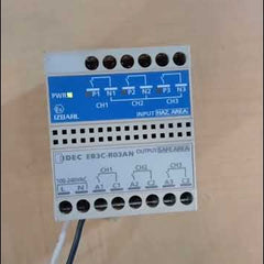 Idec Eb3C-r03An 3-input Chan W Relay Barrier 100V To 120V Ac 50/60Hz 5.4Va