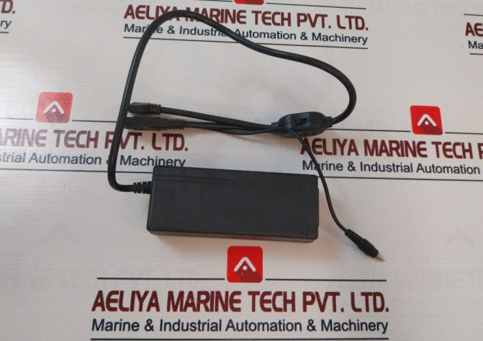 Q05/12-s335 Switching Adapter 100-240vac