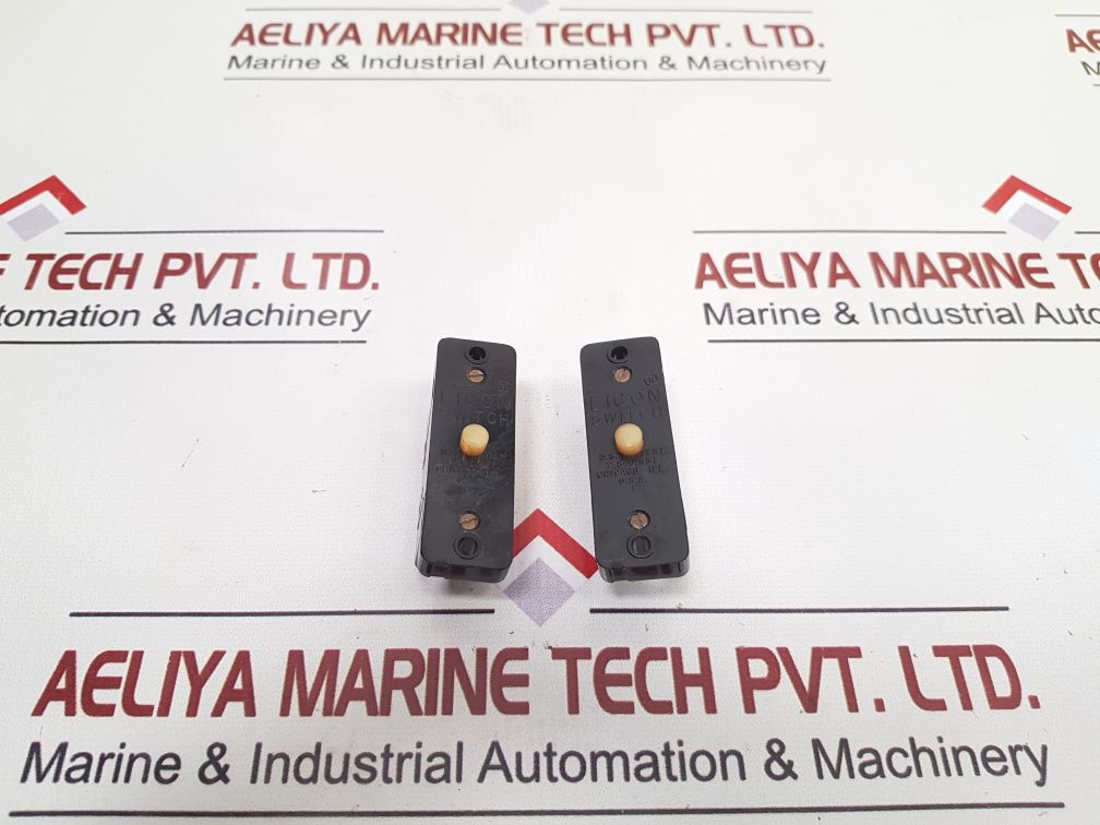 Set of 2x Licon tw14-100091 switch 2.840.657