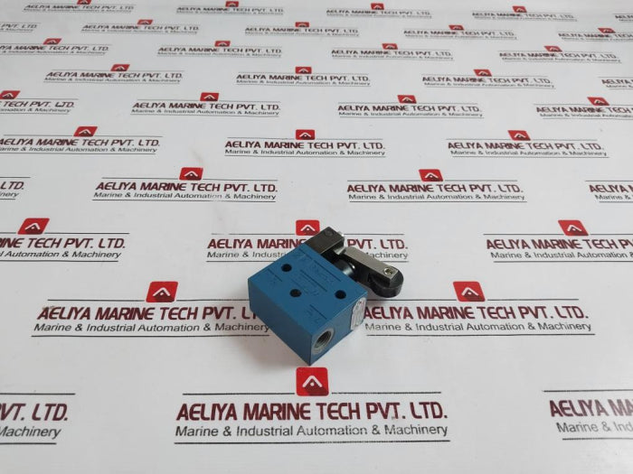 Rexroth 3630070010 Pneumatic Directional Valve With Roller Lever 7291