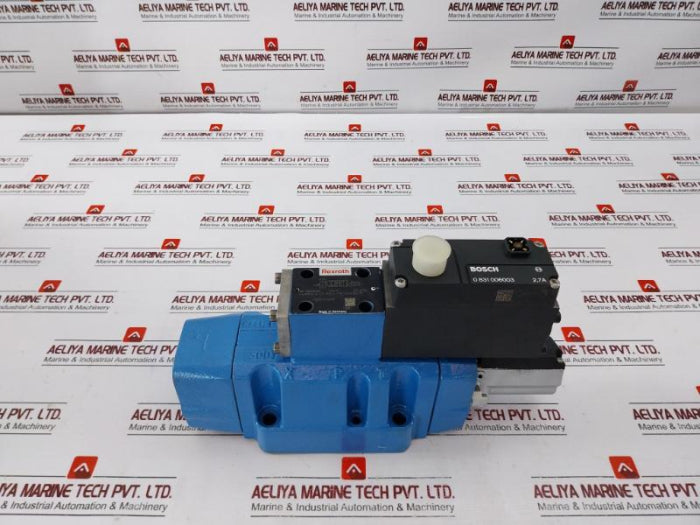 Rexroth 4Wrl 16Wz180S-30/G24Z4/M Directional Control Valve 0811404033