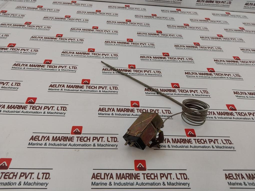 Robertshaw 5300-15E Electric Thermostat 25Amp 250Vac