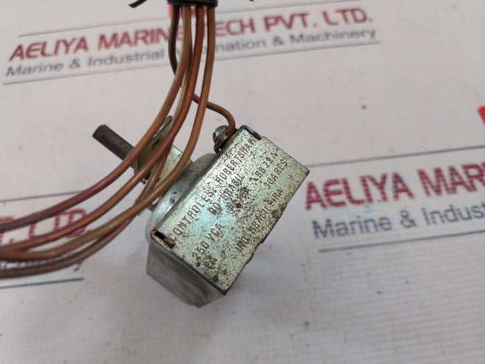 Robertshaw Rb72A Thermostat 250Vca 30A